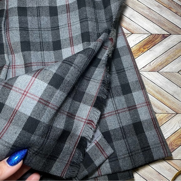 Vintage Brahmin Wool Gray Black Tartan Plaid Skirt Pleated‎ Wrap Style Classic - Picture 13 of 13